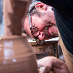 Doug Fitch and Hannah McAndrew making a jug for me